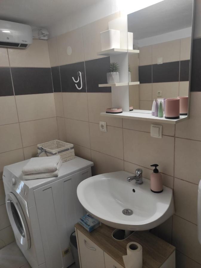 Studio Apartment Petrov Šibenik Eksteriør bilde